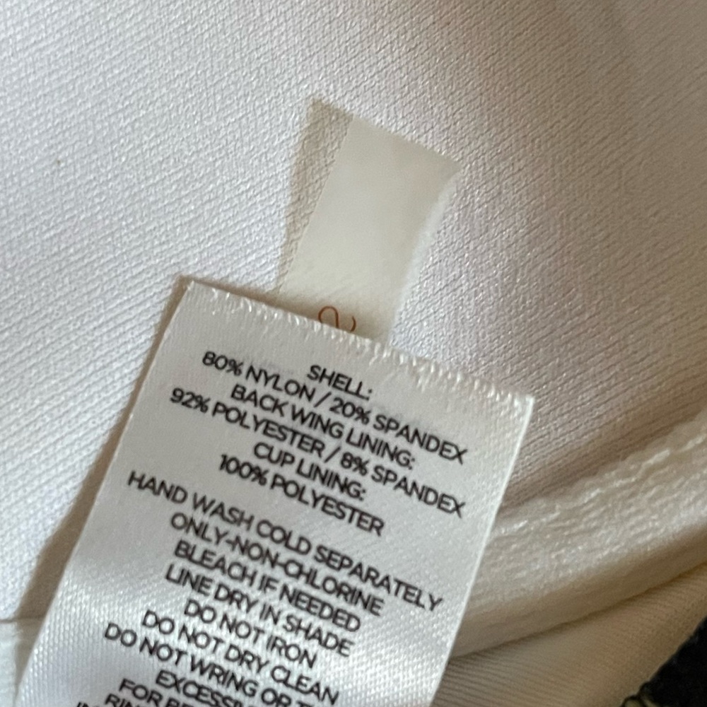 Shade & Shore • Lemon Scallop Design Swim Top - Picture 4 of 9